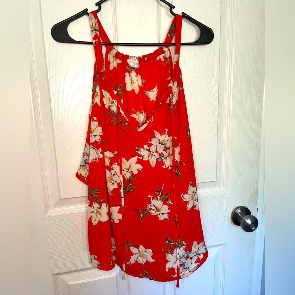 Sienna Sky Red Floral Cold Shoulder Blouse Size Medium